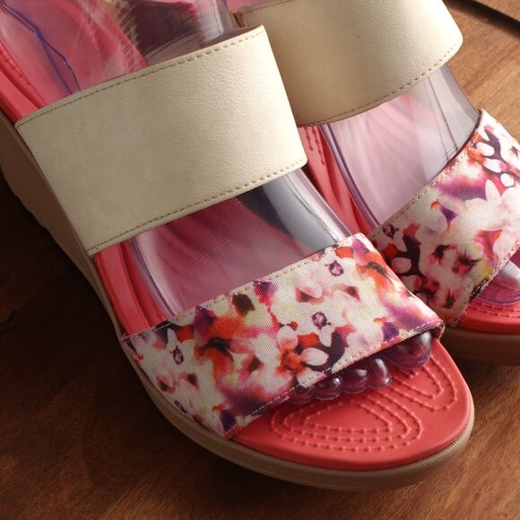 Crocs Sandals Womens Size 10 Pink Leigh II Wedge Slip On Floral Heels Shoes READ - Picture 4 of 16